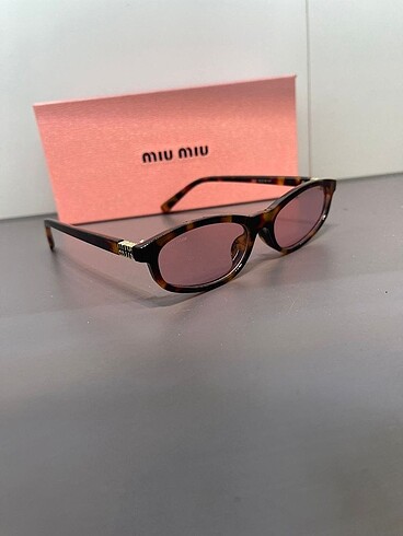 Miu Miu MIU MIU GÜNEŞ GÖZLÜĞÜ