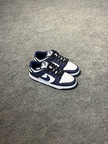 NIKE DUNK LOW NAVY BLUE