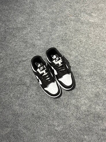 40 Beden NIKE DUNK LOW PANDA