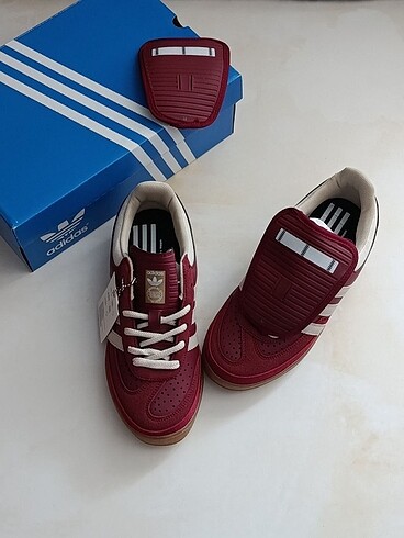 Adidas ADİDAS BAD BUNNY X GAZELLE BORDO
