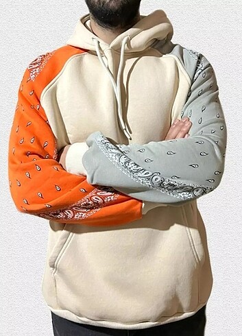 Diğer Bej Kolları Baskılı Oversize Sweatshirt