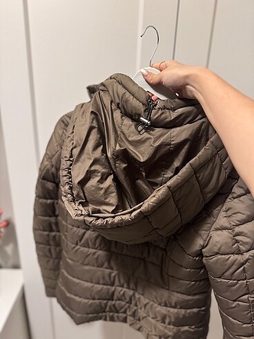 m Beden Zara şişme mont