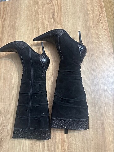 36 Beden siyah Renk Uzun tavuklu uzun bir çizme