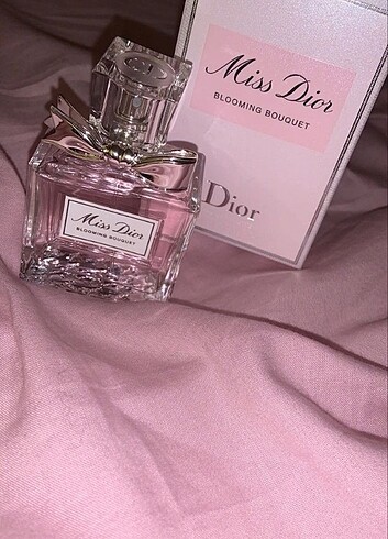 #dior