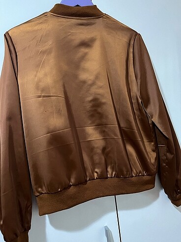 Stradivarius Saten bomber ceket