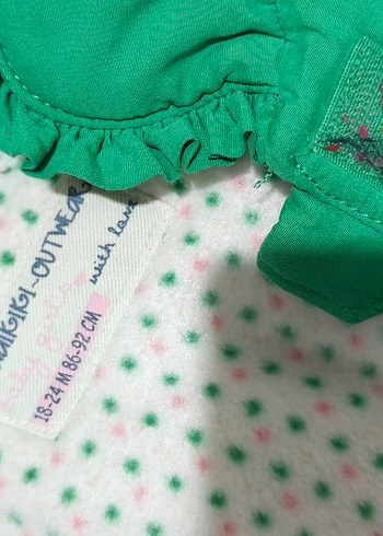 Nakışlı Renkli Kız Çocuk Düğmeli Mont - Görsel 3