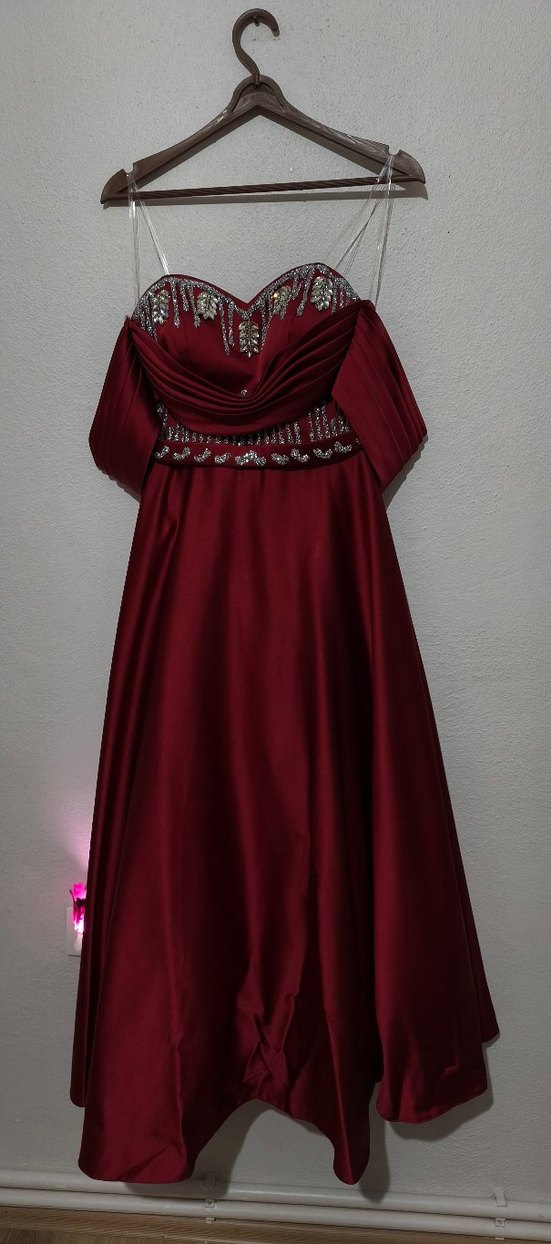 Bordo İşlemeli Uzun Abiye - Görsel 5