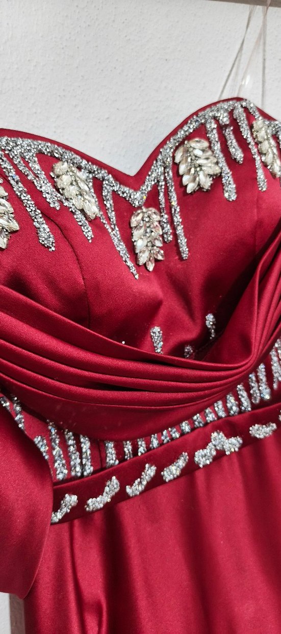 Bordo İşlemeli Uzun Abiye - Görsel 2