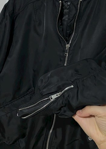 Pull&Bear marka Siyah Fermuarlı Kadın bomber Ceket - Görsel 2