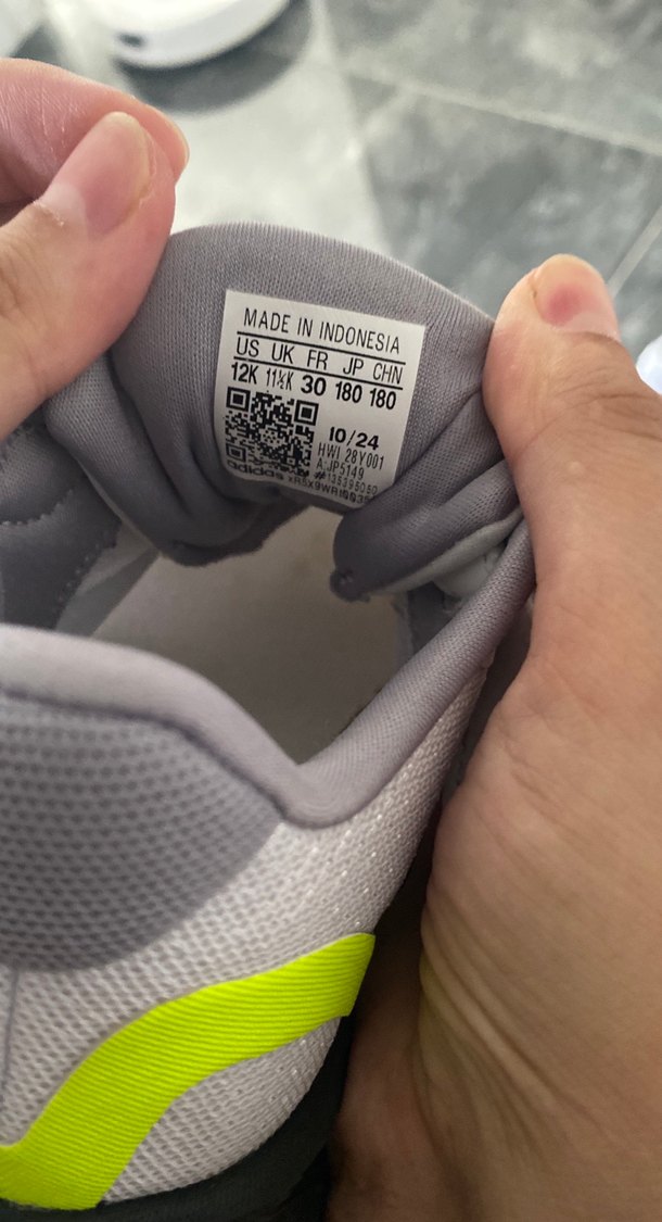 Erkek Çocuk Beyaz Cırtlı Spor Ayakkabı - Görsel 3