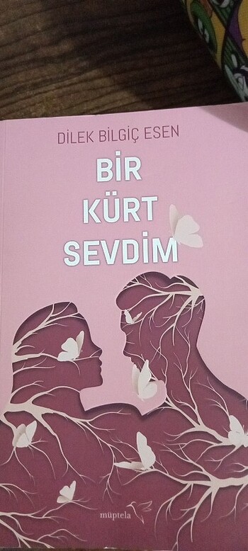 Bir Kürt Sevdim kitabi