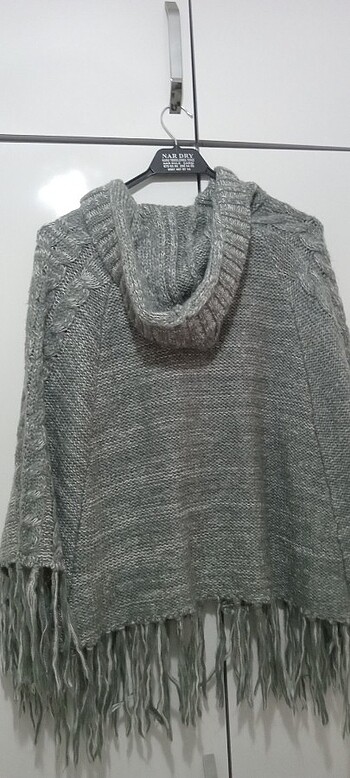 Kolsuz pelerin - Görsel 3