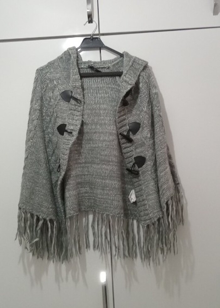 Kolsuz pelerin - Görsel 2