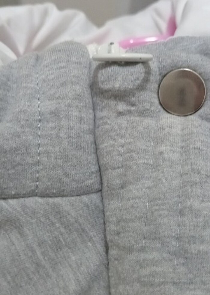 Kadın gri şişme yelek - Görsel 3