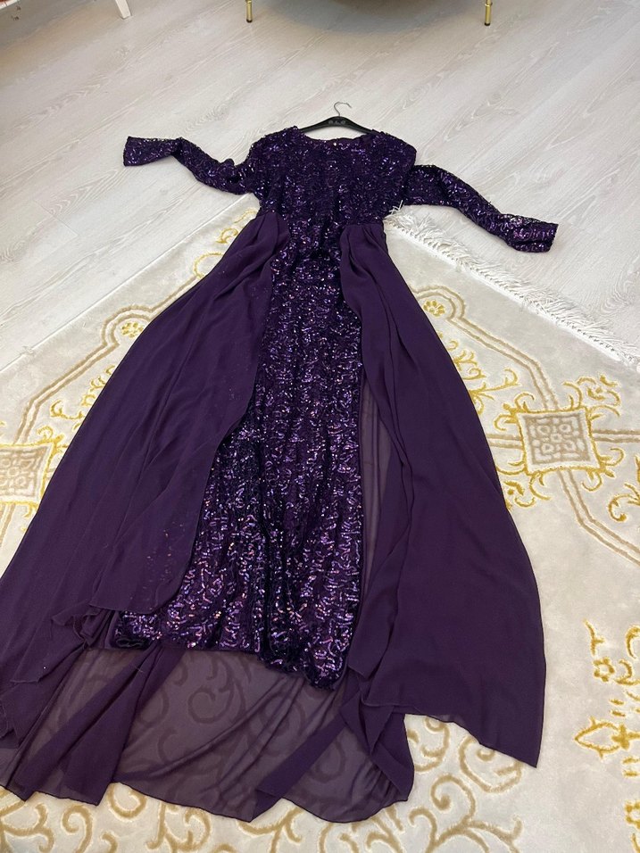 Mor Uzun Kollu İşlemeli Kadın Abiye Elbise - Görsel 5