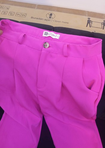 Pembe Pilili Kadın Kumaş Pantolon - Görsel 3