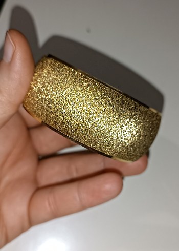 Altın Renk Parlak Kadın Bilezik - Görsel 5