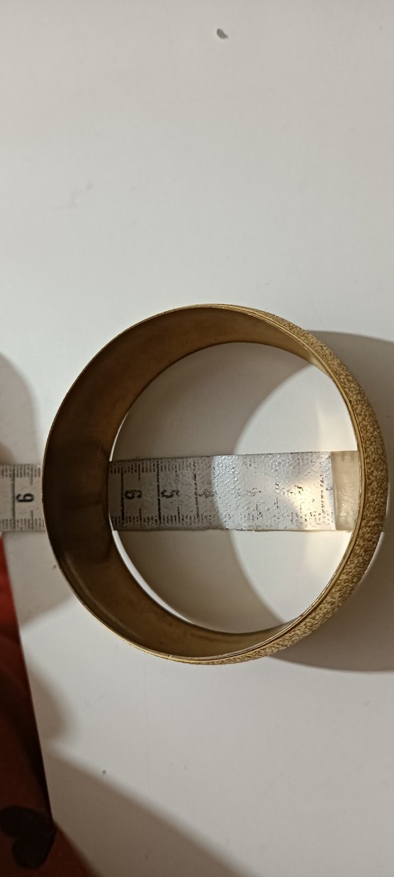 Altın Renk Parlak Kadın Bilezik - Görsel 3