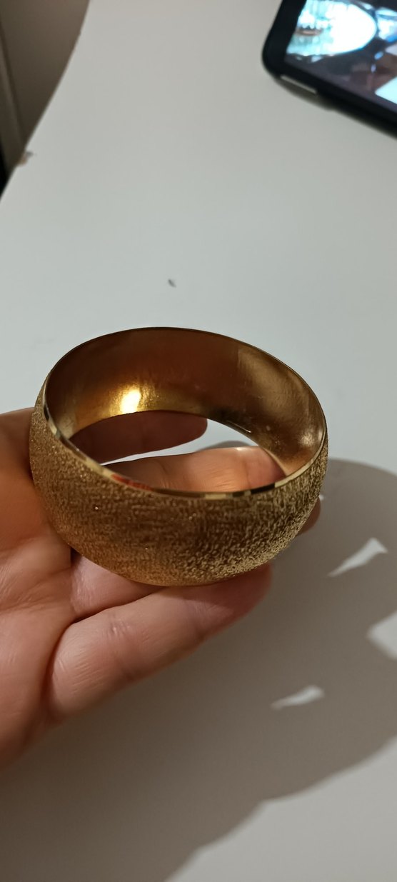 Altın Renk Parlak Kadın Bilezik - Görsel 4