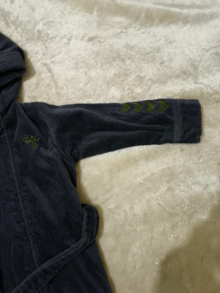 HUMMEL Kapüşonlu Siyah Erkek Çocuk Bornoz - Görsel 3