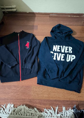 Erkek Çocuk Siyah Fermuarlı ve Kapüşonlu Sweatshirt 10 11 yaş - Görsel 2