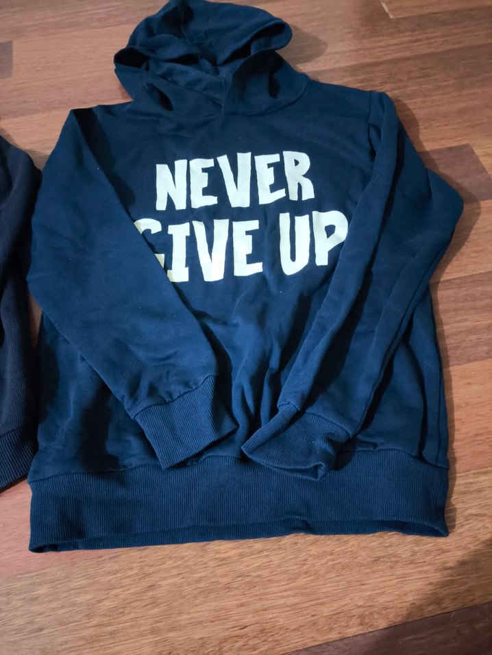 Erkek Çocuk Siyah Fermuarlı ve Kapüşonlu Sweatshirt 10 11 yaş - Görsel 3