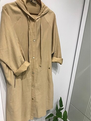 Seçil?den aldım 38 beden salaş model yağmurluk trenç