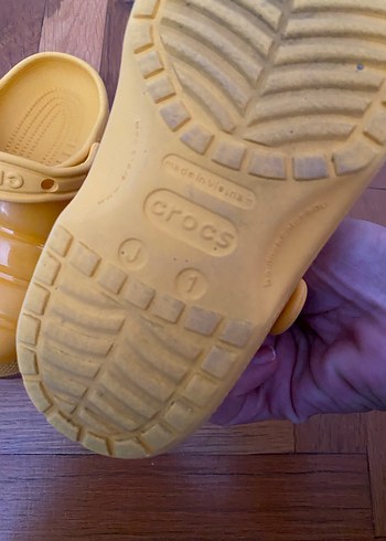 Crocs Sarı Tokalı Parlak Unisex çocuk
