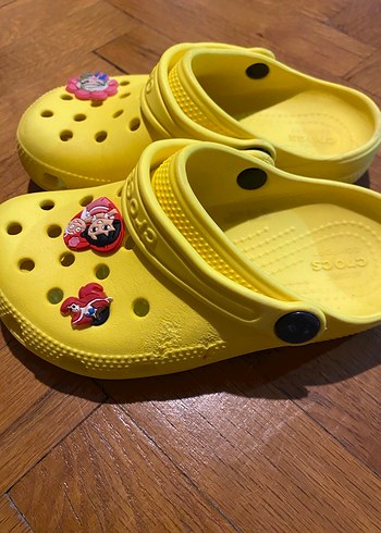 29 Beden Sarı Crocs Kız Çocuk Terlikleri 29/30 numara
