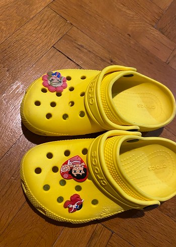 29 Beden sarı Renk Sarı Crocs Kız Çocuk Terlikleri 29/30 numara