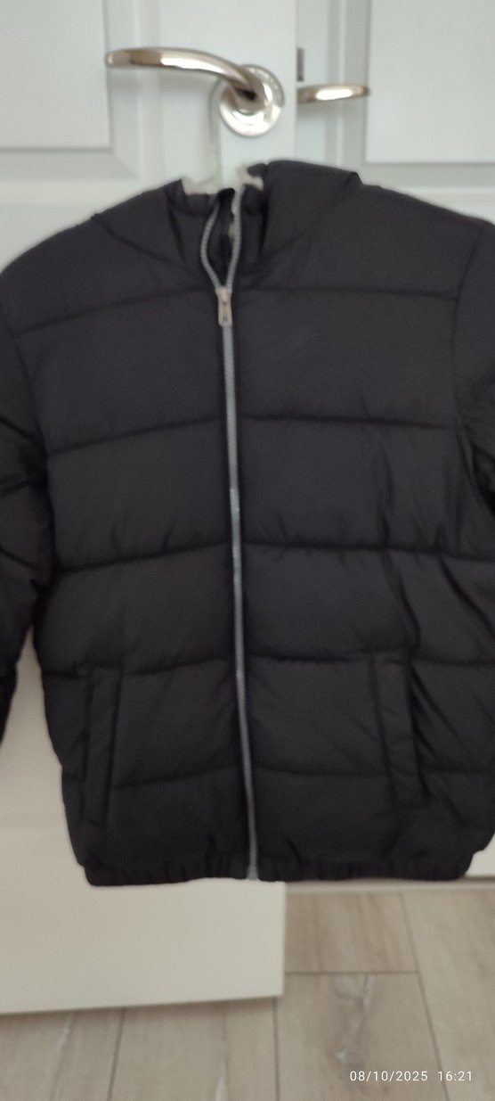 Erkek Çocuk Siyah Fermuarlı Mont - Görsel 2