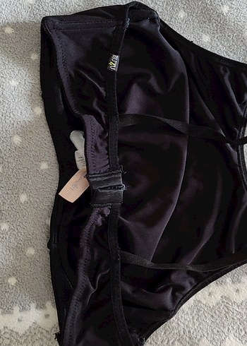 Siyah V Yakalı, Fermuarlı Spor Üst - Görsel 2