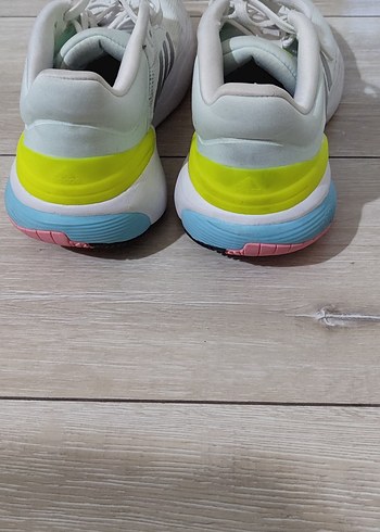 Adidas Beyaz Spor Ayakkabı - Görsel 3