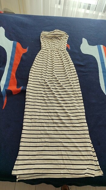 H&M H&M straplez uzun elbise