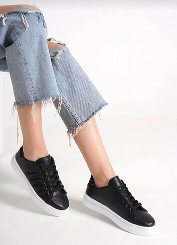 39 Beden Sneaker
