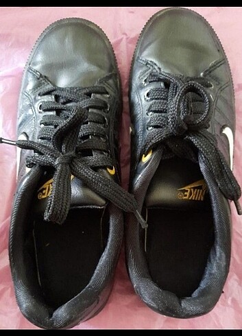 37 Beden siyah Renk Nike spor 37 numara