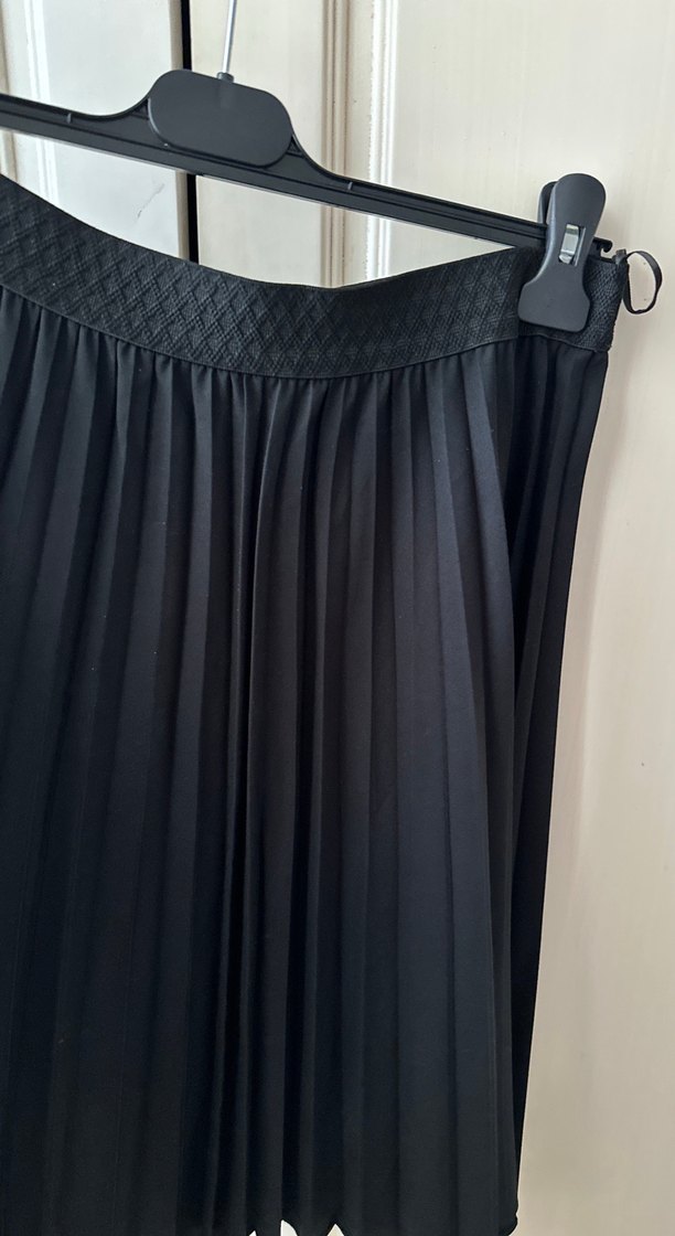 Siyah Pilili Midi Uzun Etek - Görsel 3