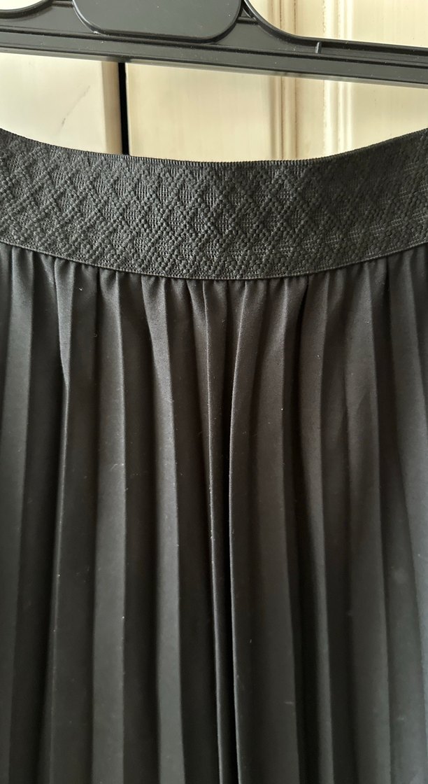 Siyah Pilili Midi Uzun Etek - Görsel 2