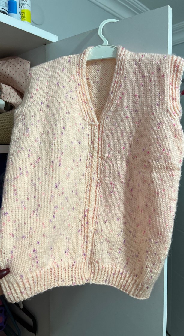 Kız Çocuk Pembe V Yaka Örgü yelek - Görsel 3