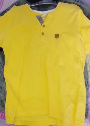 Sarı Düğmeli Erkek çocuk Tişört - Görsel 4