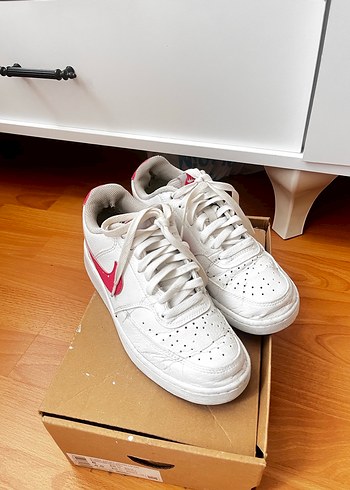 Diğer Nike Court Vision Low Beyaz Kadın Spor Ayakkabı