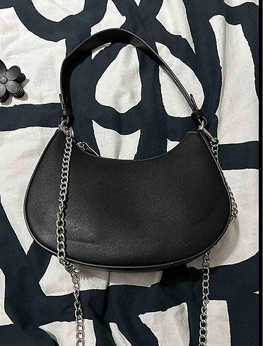 Stradivarius kol cantası
