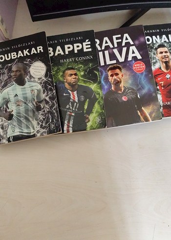 Futbolcu Biyografileri Kitap Seti