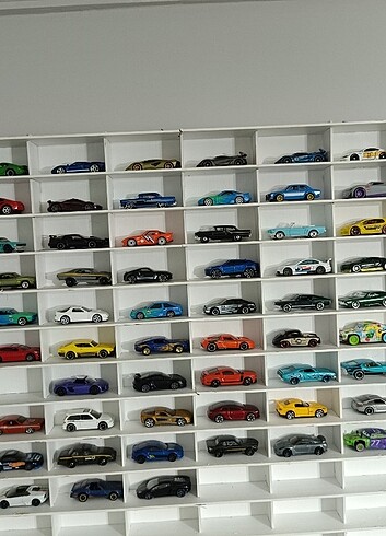 m Beden 500+ hotwheels 