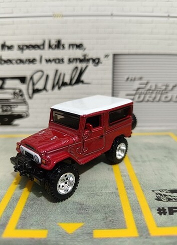 Toyota Land Cruiser Premium 