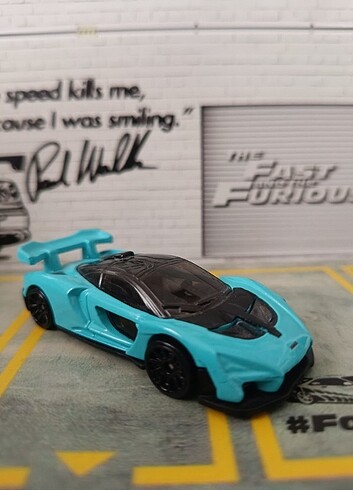 McLaren Senna 