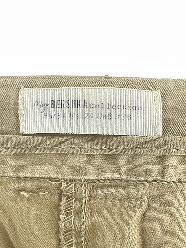 34 Beden çeşitli Renk Bershka Jean / Kot %70 İndirimli.