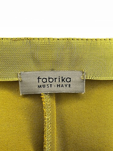 34 Beden çeşitli Renk Fabrika Kumaş Pantolon %70 İndirimli.