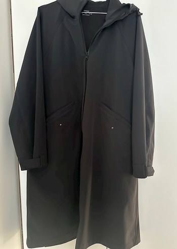 Siyah Kadın Fermuarlı Oysho Yağmurluk - Görsel 3