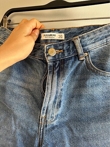Pull and Bear Pull and bear kot şort